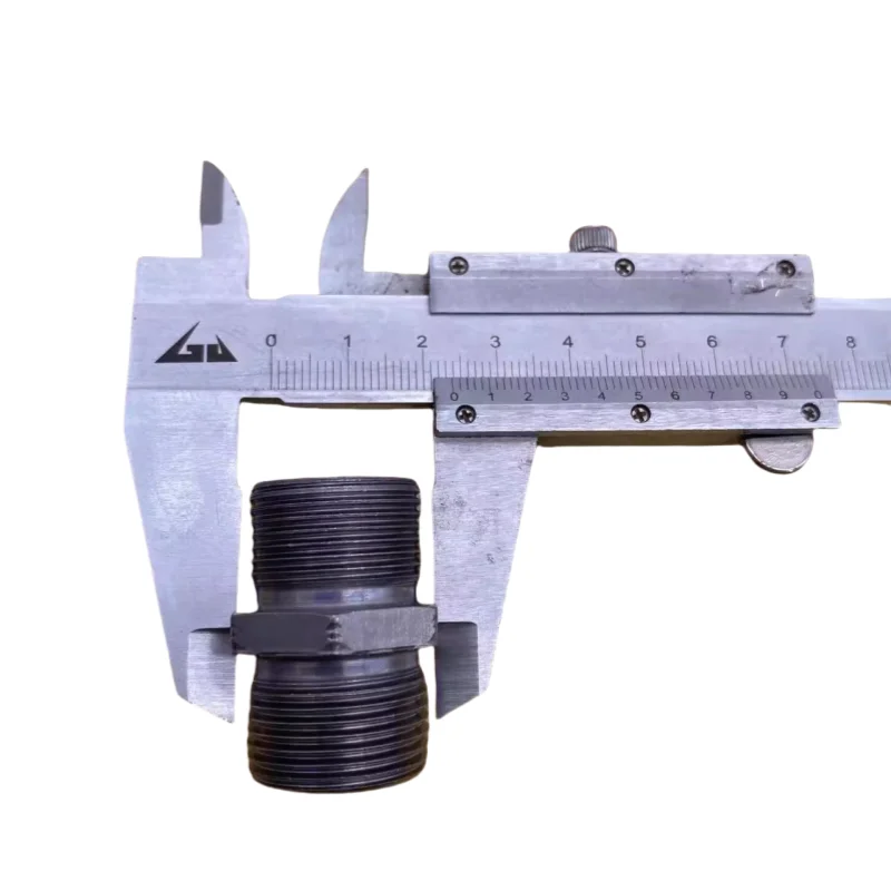 

12582654 Suitable for gm explorer Xinjunweilang Ancowei Meiruibao XL new Cruze oil filter connector screw