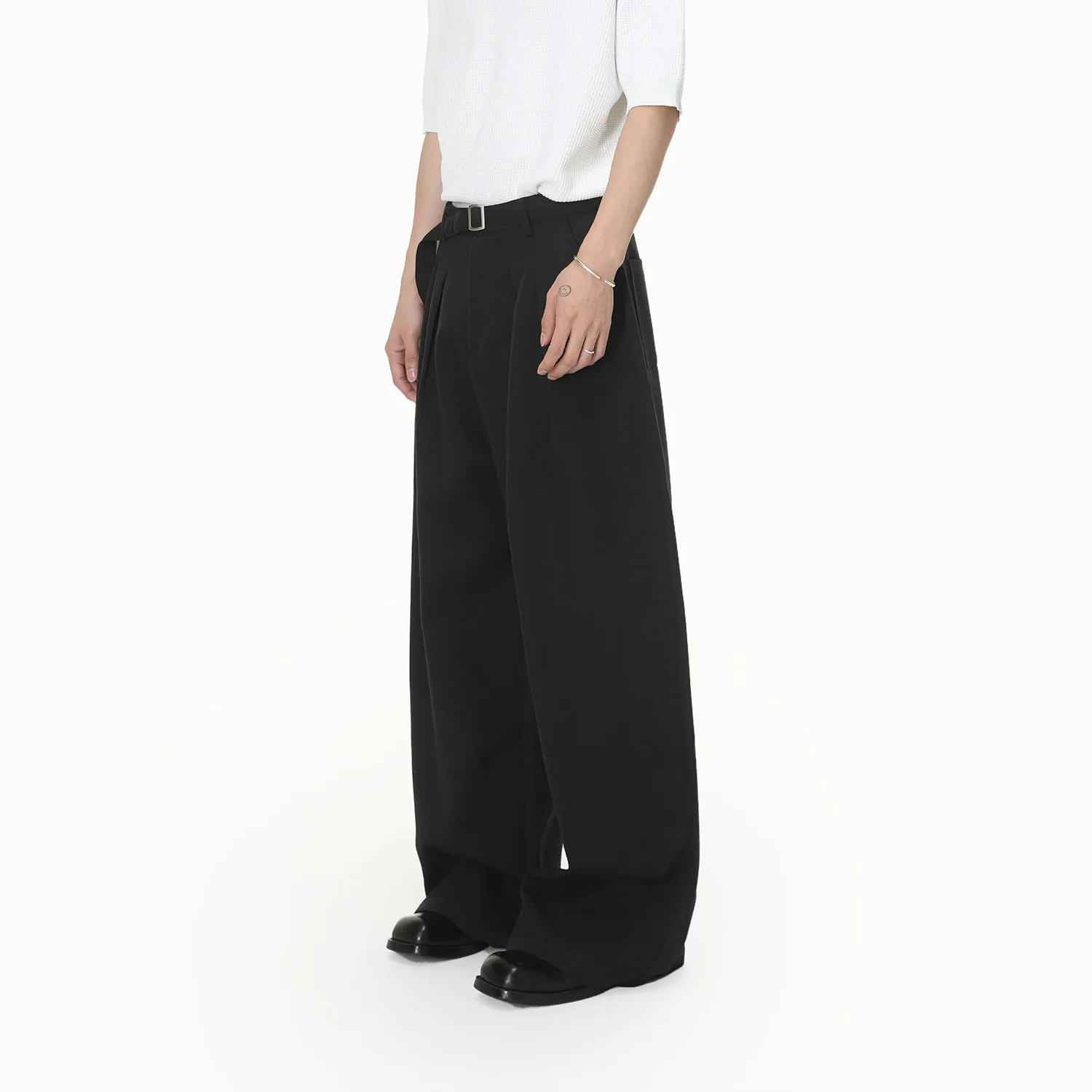 Picture 3: 2026 Spring New High-end Wide-leg Pinch Pleated A-shaped Vertical Belt Belt Casual Mopping Versatile Trousers