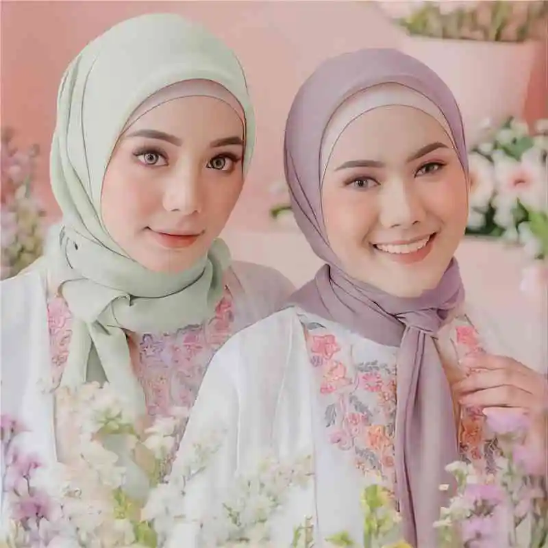 2024 summer new Middle Eastern Malay composite chiffon square scarf solid color headscarf comfortable breathable spot headscarf