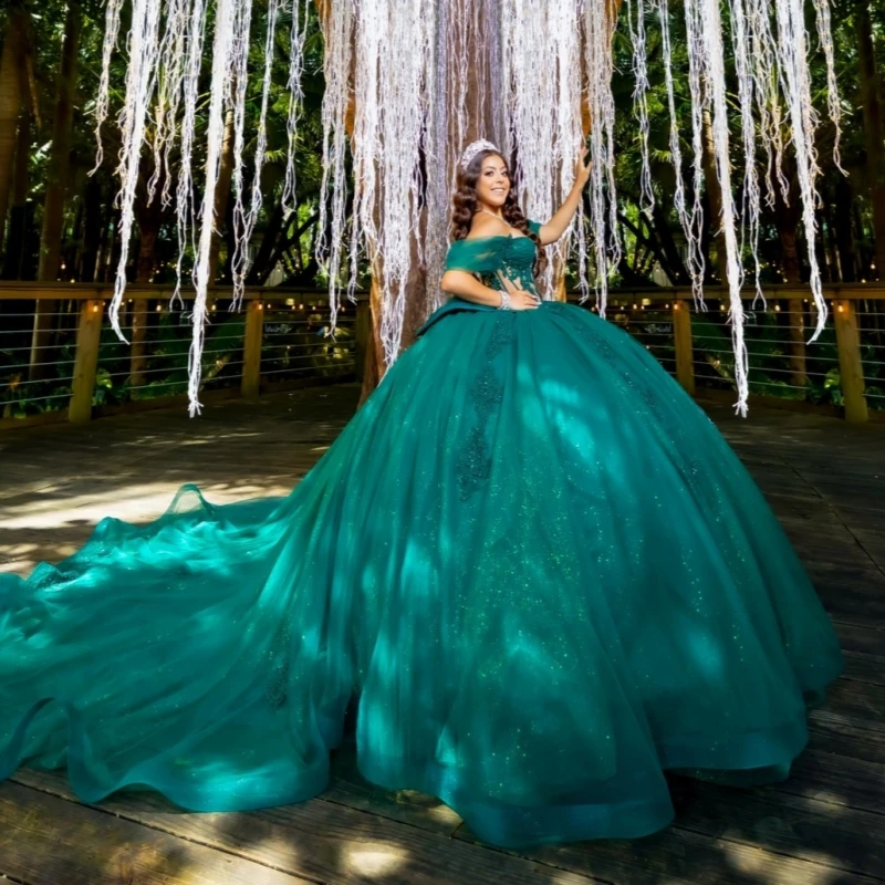 

Green Shiny Quinceanera Dresses Off The Shoulder Applique Bow Beads Tull Party Birthday Sweet 16 Dress Vestidos 15 Anos