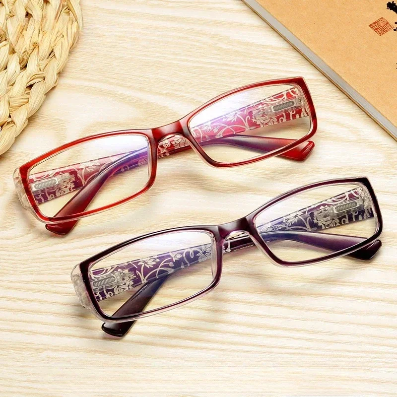 Retro Carved Glasses Women Anti Blue Light Presbyopic Eyeglasses Ultralight Reading Computer Eye Protection Eyewear +1.0 To +4.0