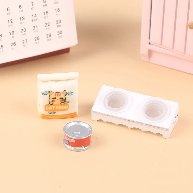 1/12 Dollhouse Miniature Cat Food With Plate Simulation Dolls House Toys Dollhouse Home Decoration Accessories