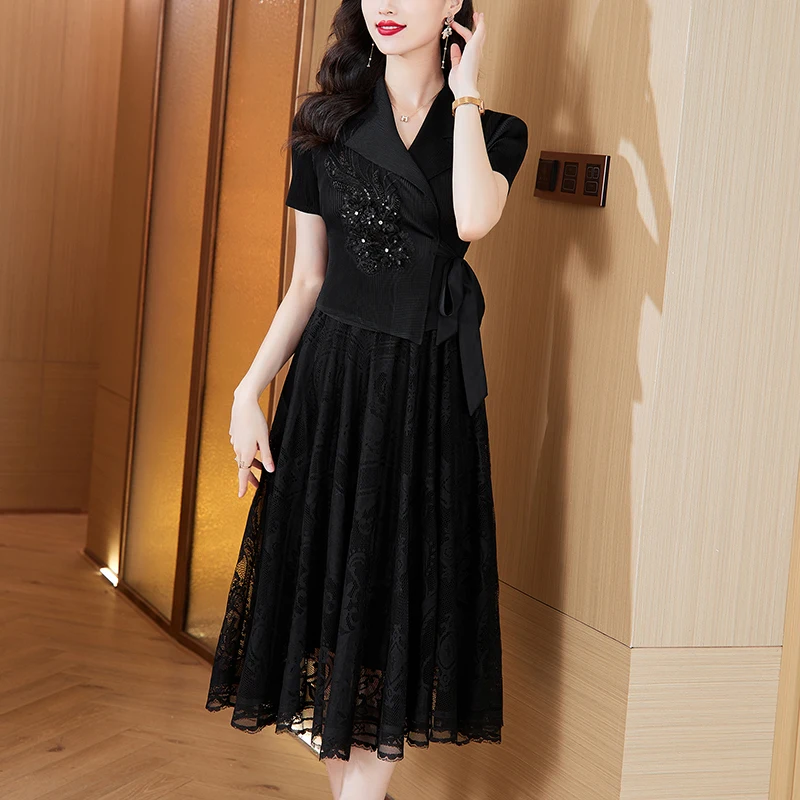 2024 Summer New Silk V-neck Folded Elastic Magic Skirt Women\'s Short Sleeves Lace Patch Spliced Suit Neck Knee Length Skirt