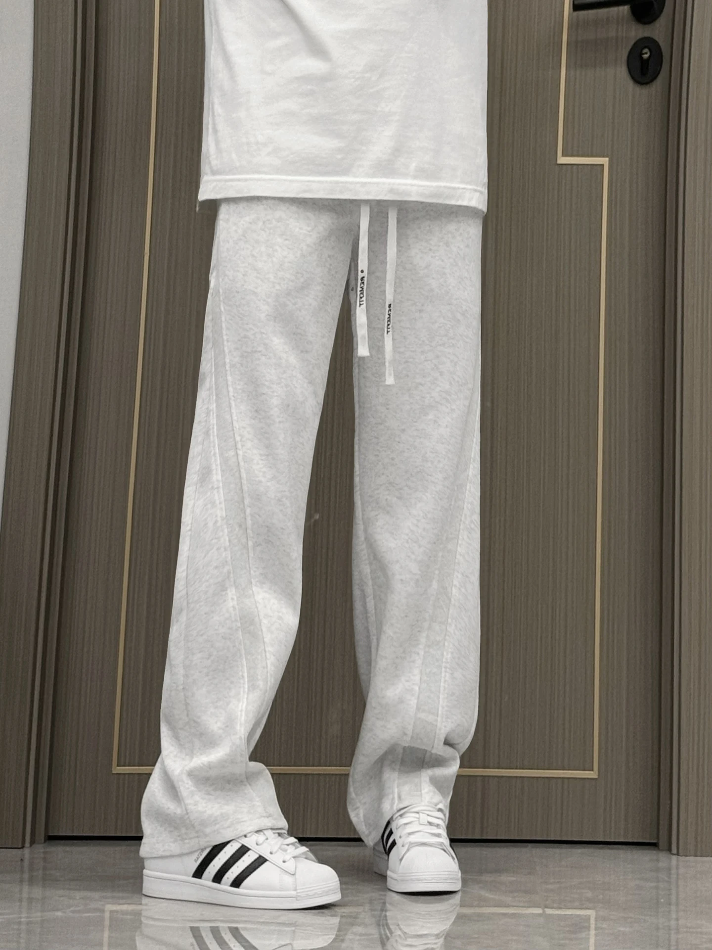 

Men's Spor Casual Straight Leg Pants Heavy Drape Autumnal Trousers with Diagonal Cut And Knife Design Youth Faion