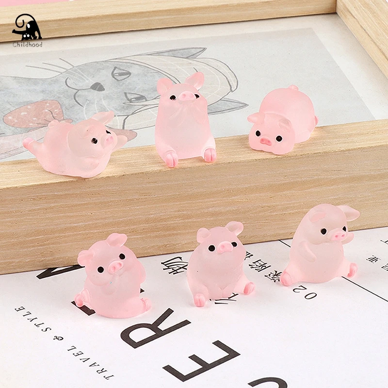 6Pcs Kawaii Mini Resin Cartoon Pig Miniatures Terrarium Figurines DIY Handmade Scrapbook Crafts Home Decoration Accessories