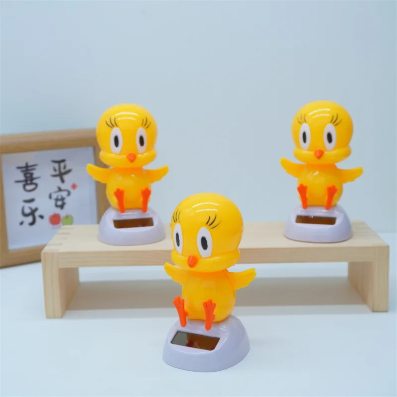 New Creative Solar Big Head Chicken Induction Swing Bobble Head Toy Car Center Console ornamenti decorativi giocattolo solare regalo divertente