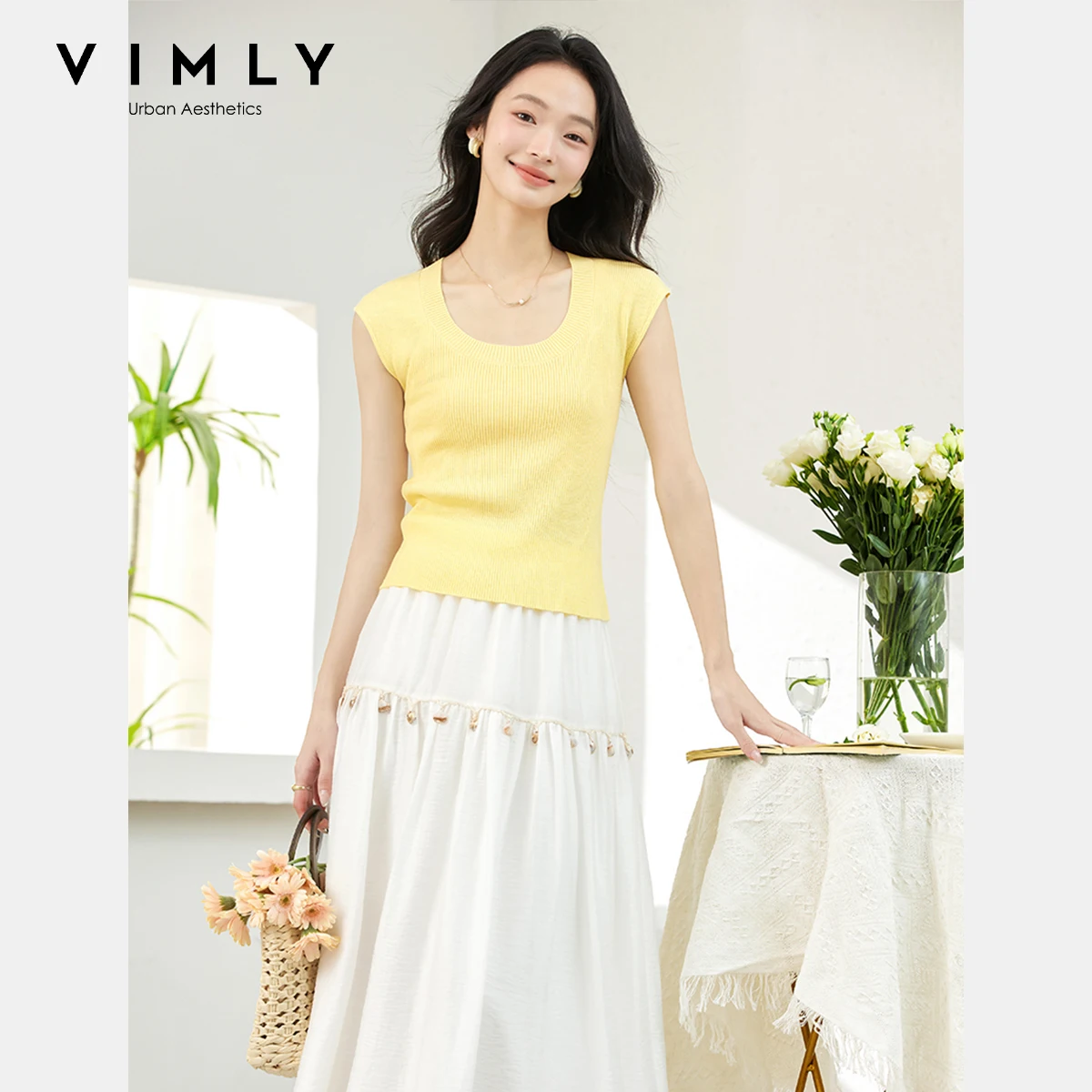 

VIMLY Yellow Knitted Pullovers 2025 Elegant Summer Women's U-neck Slim Fitting Wool blend Woman Sleeveless Top Female 75038