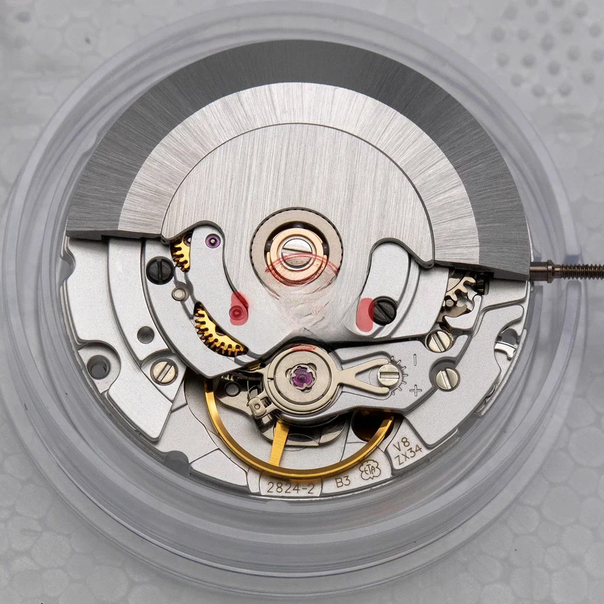 2824-2 mouvement mécanique doré V8 2824 machine ST2130