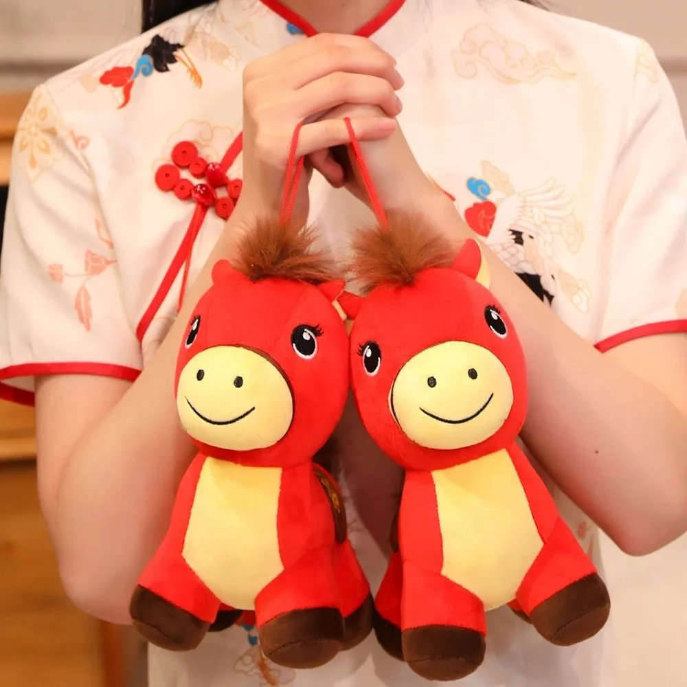 ตุ๊กตาม้ามาสคอต 2026 นำโชค น่ารัก ตุ๊กตาม้าคาวาอี้ สร้างสรรค์ รูปปั้นม้าประจำปีนักษัตร ของขวัญวันเกิด