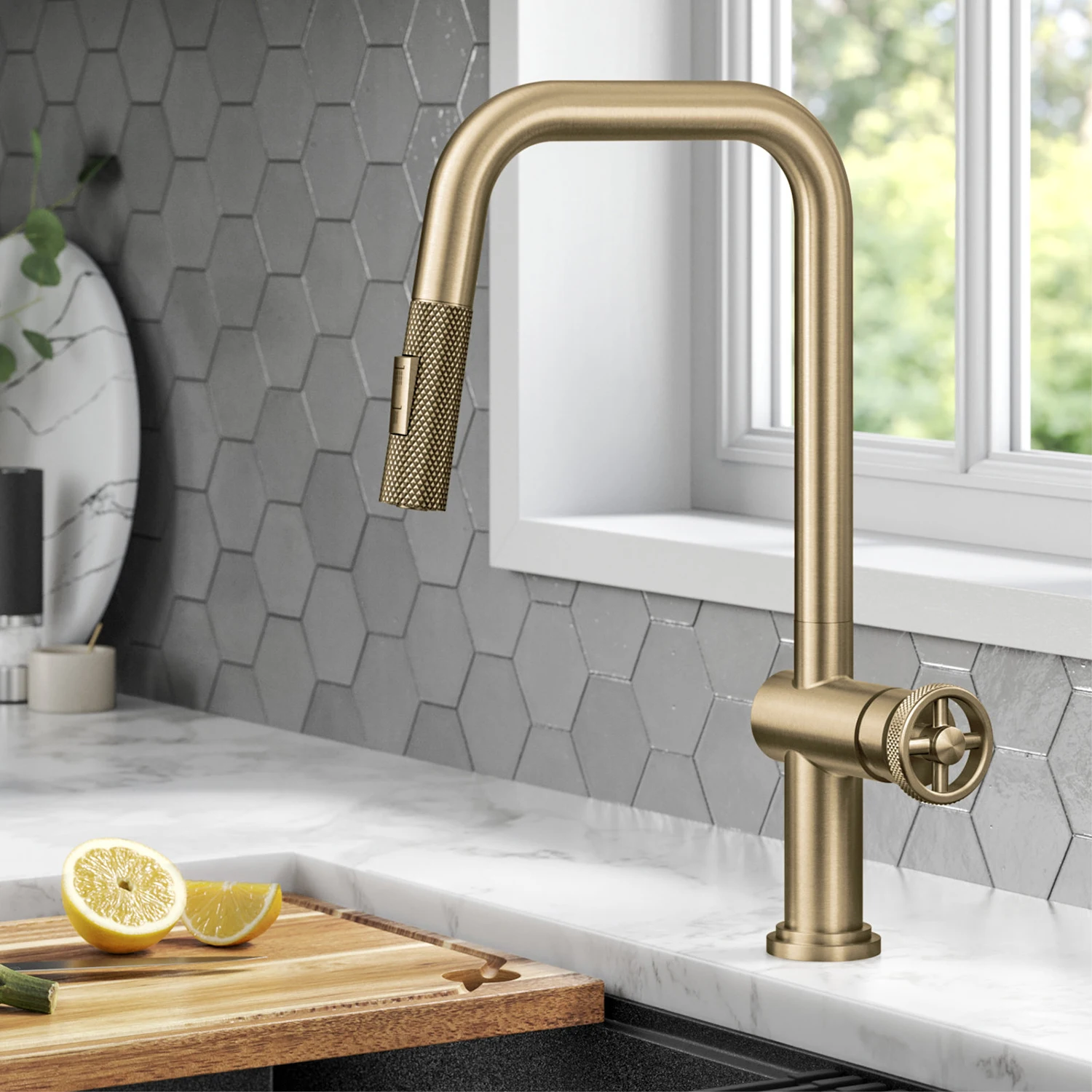 Modern European style Brushed Gold Industrial Pull-Down Single Handle Kitchen Faucet in Spot Free