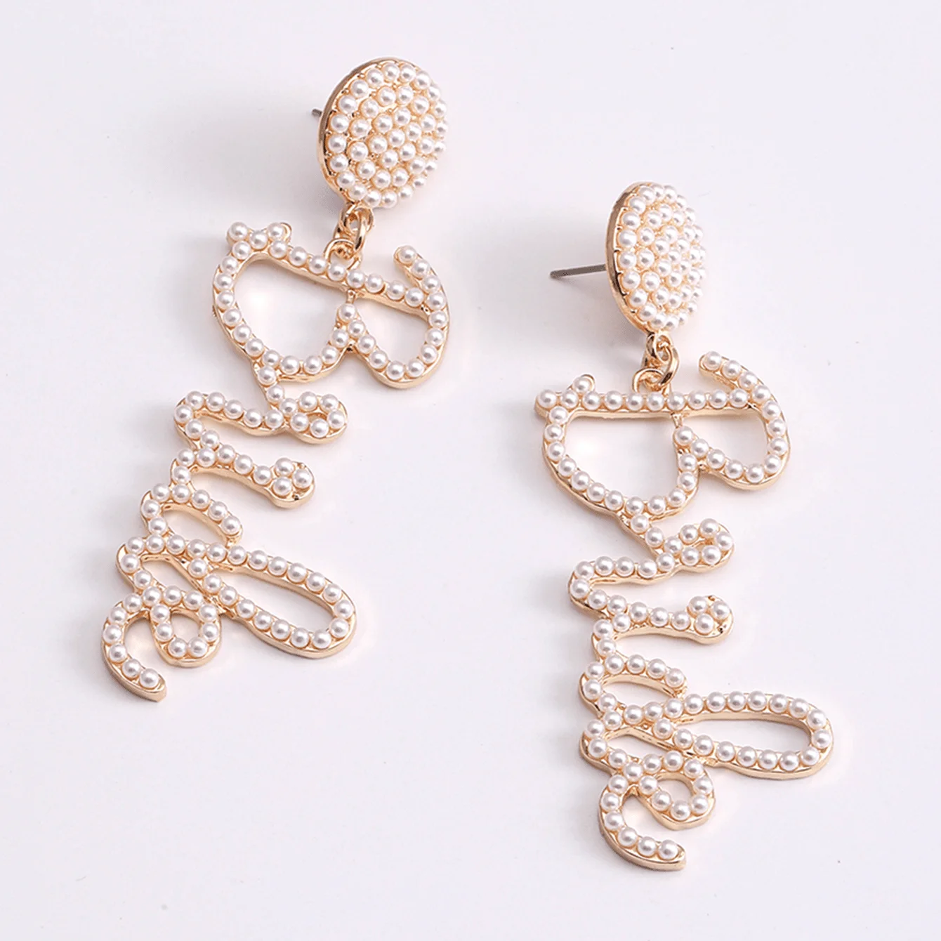 Girlgo Handmade Alloy Rice Beads Alphabet Bride Drop Earrings for Women Are the Perfect Choice for Weddings