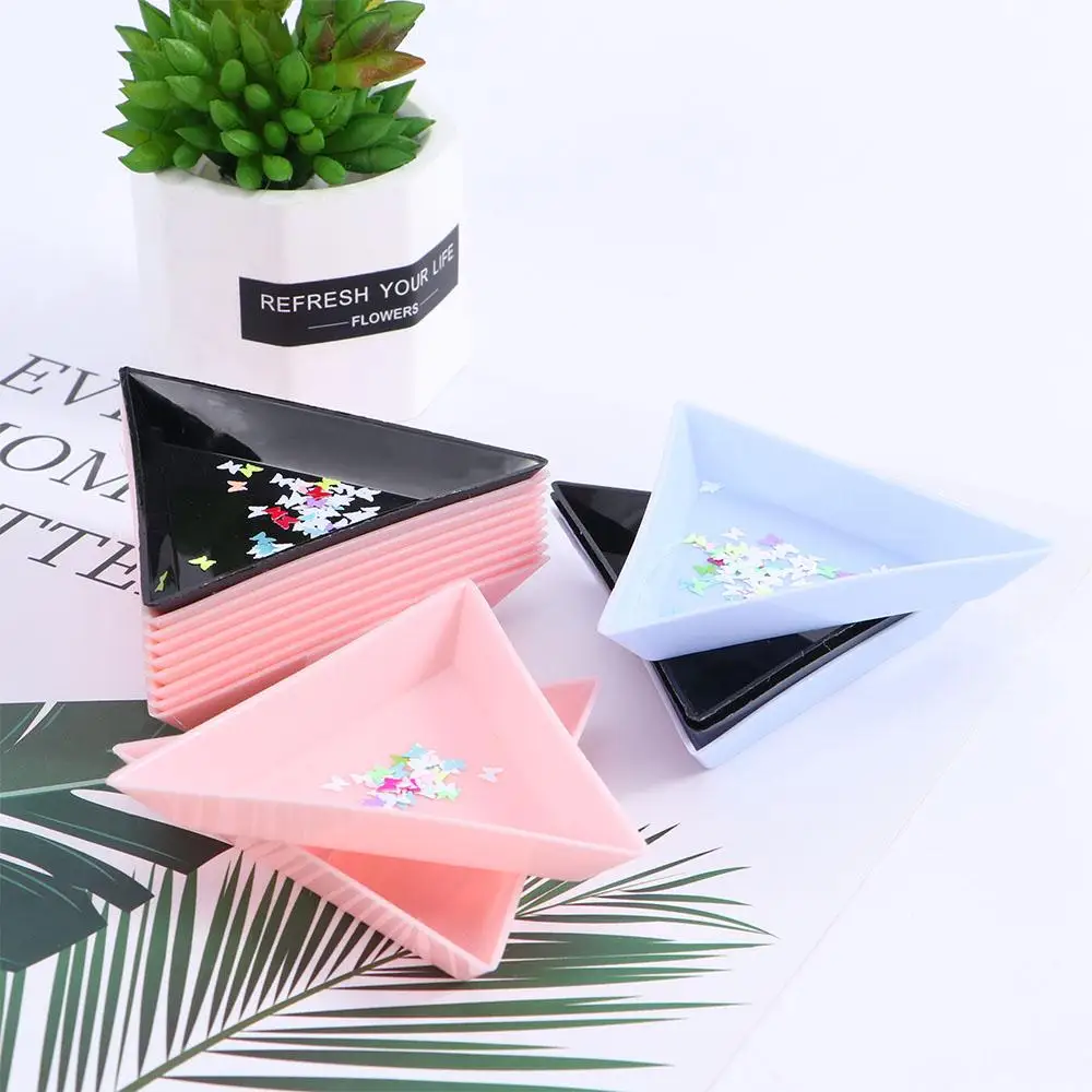 

3 Colors Triangle Manicure Point Drilling Tools Diameter Drilling Display Plate Nail Tray Nail Gems Holder Rhinestone Storage