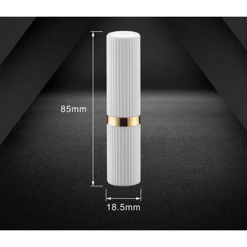 Mini Lipstick Butane Lighter for Women Open Fire Inflatable Cute Personalized Smoking Accessory Girl Gift