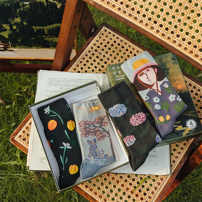 1Pack/4 Pair Socks for Woman Man Autumn Socks New Art Van Gogh Mural World Famous Oil Painting Series Artistic Couple Socks