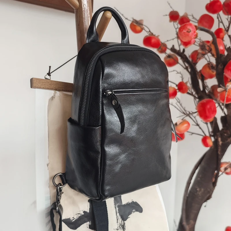 

Genuine Leather Men's Chest Bag Crossbody Bag Top Layer Cowhide Men's Bag Casual Tablet Computer Bag Trendy Backpack