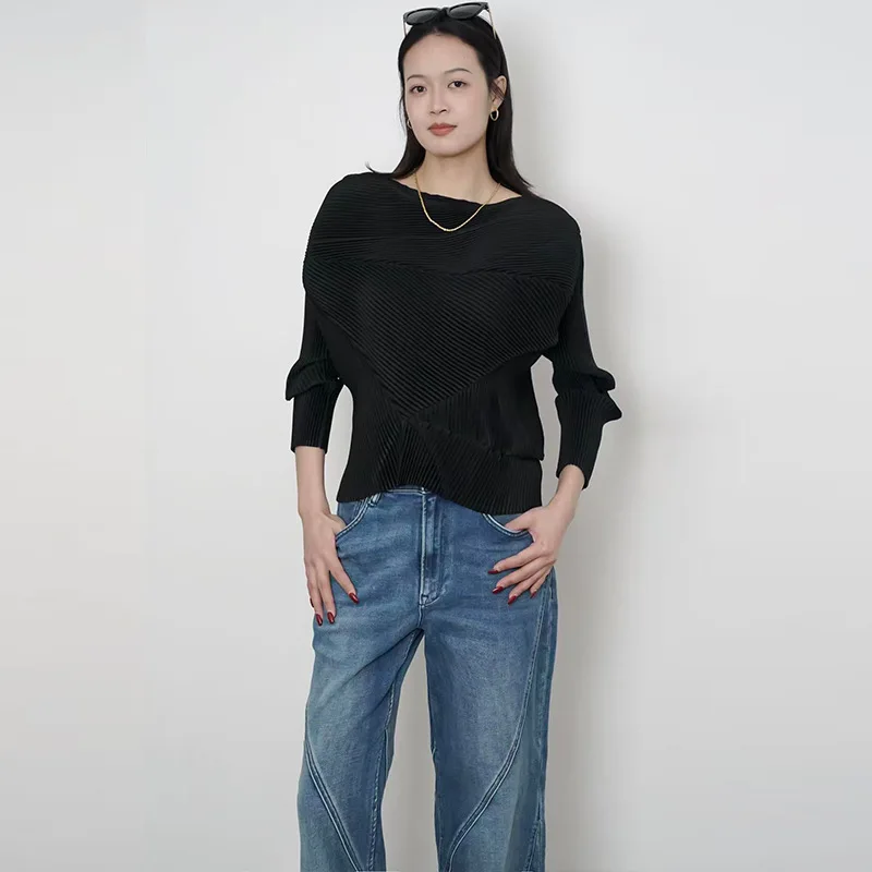 

Плиссированные топы Miyake 2026: Новинка весны и лета, корейский нишевый стиль, повседневные, плиссированные, модные, свободные, с круглым вырезом, удобные, облегающие, женские