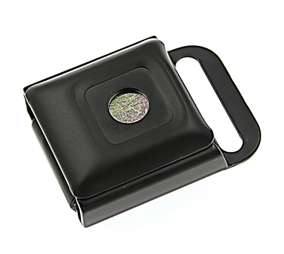 مشبك حزام الأمان المعدني الصغير