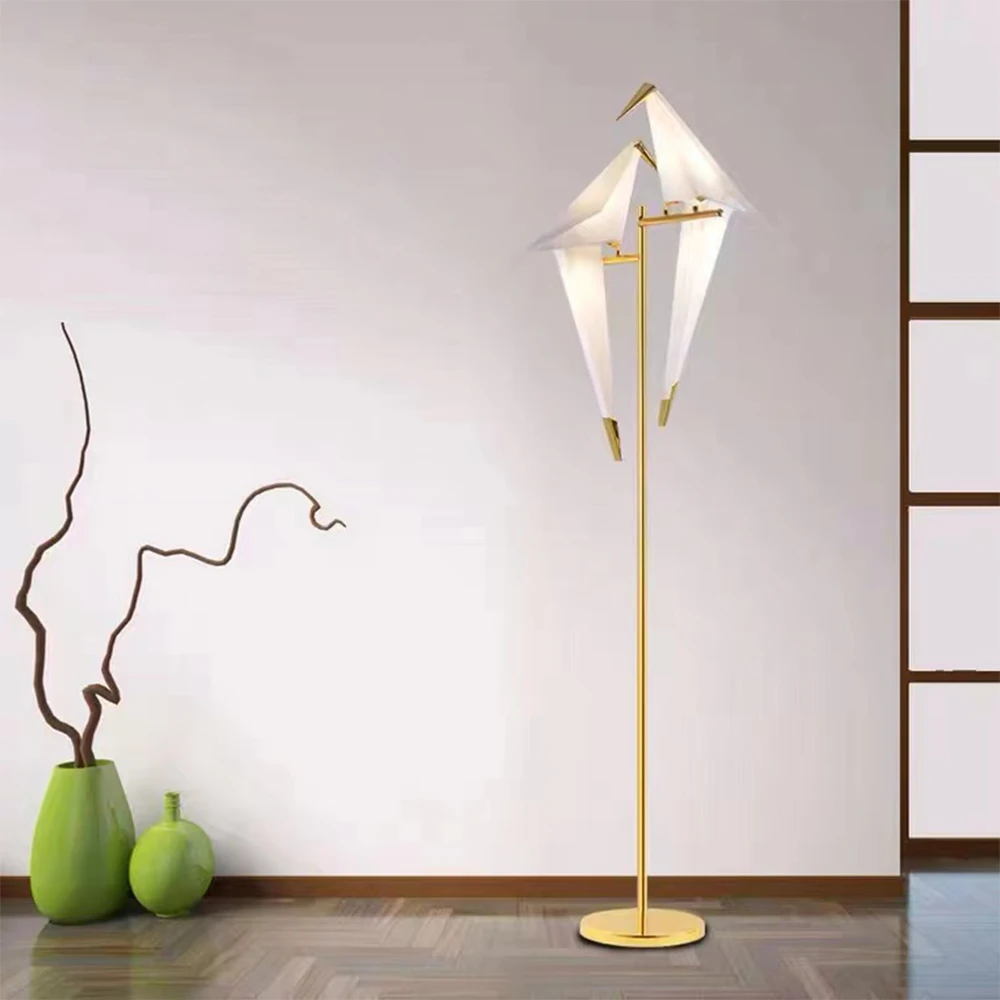 Nordic creative floor lamp simple modern vertical light luxury thousand paper crane bird floor lamp