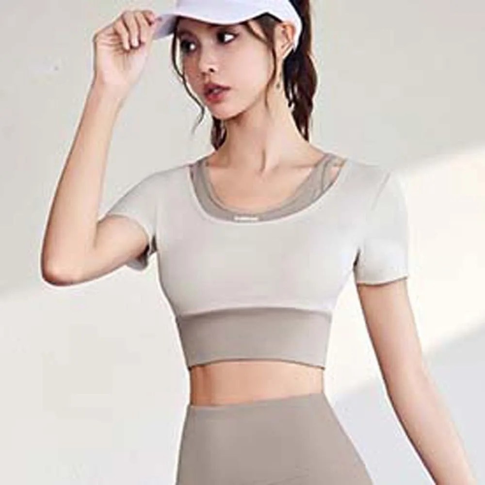 Combined in One Sports Top with Bra Tight Breathable Yoga T-shirt Fake Two-piece Contrast Color Plus Size Short Top Badminton
