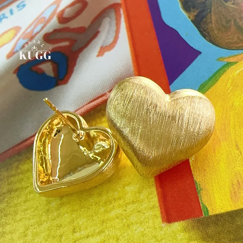 

KUGG 100% 18K Yellow Gold Earrings Romantic Heart Shape Fashion Wire Drawing Process Exquisite Stud Earrings for Women
