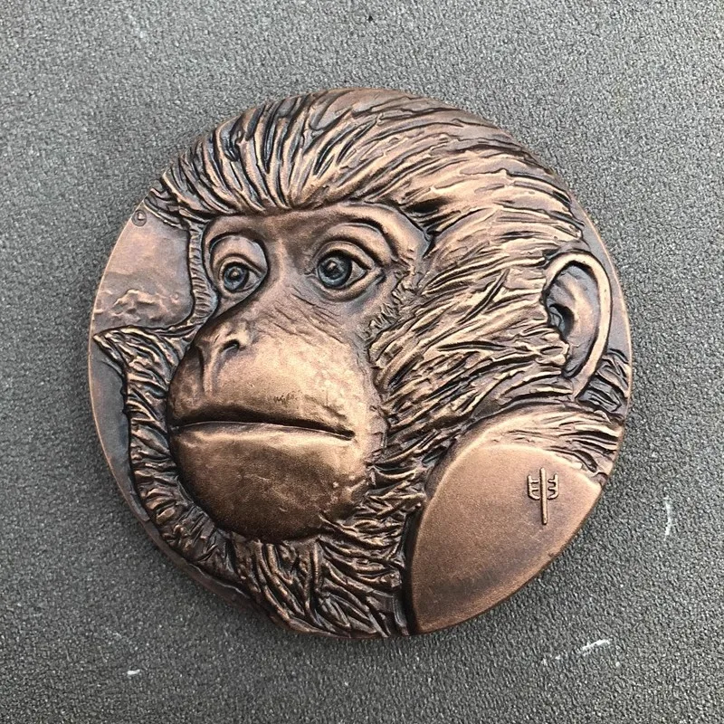 

Retro Red Copper Zodiac Monkey Commemorative Medal Home Craft Decoration