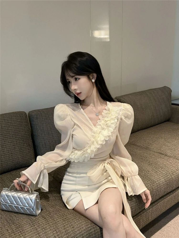 

Новая женская шифоновая блузка с рукавами-фонариками и V-образным вырезом, изысканный модный топ в дворцовом стиле, коллекция Лето 2026 ​