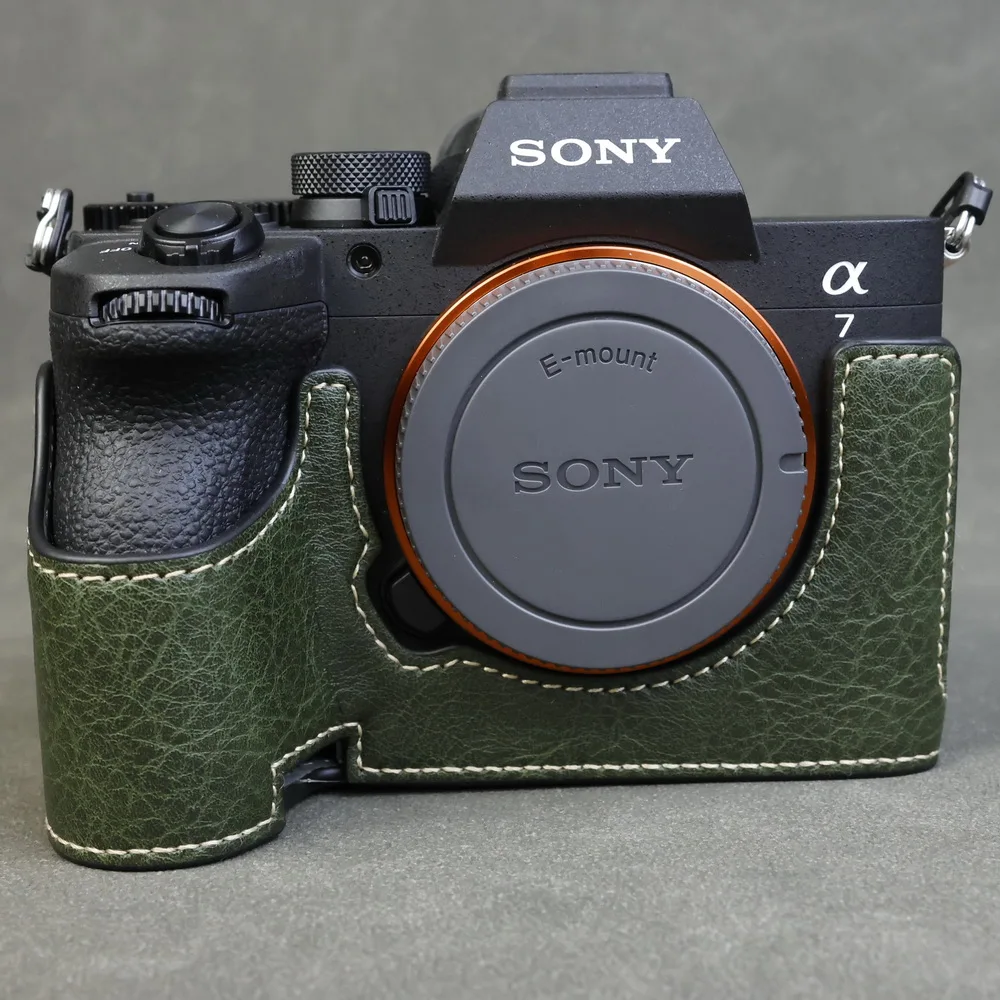 Leather Casing Protector Cover For Sony A7M5 A7R5 Classic Retro Say Goodbye To Bottom Damage