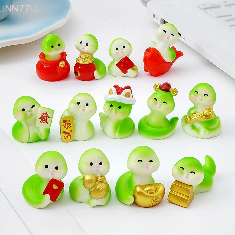 Mini New Year's Wealth Yuanbao Little Snake Mini Doll Micro Landscape Snake Year Desktop Car Mounted Small Ornament Mascot