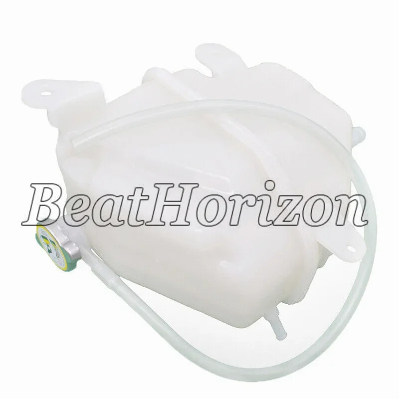 Engine Radiator Coolant Reservoir expansion tank MB924891 for Mitsubishi Delica L400 / Space Gear 1994-2005