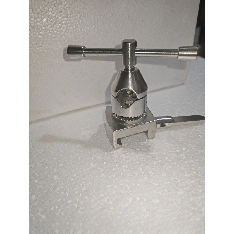 Operating Table Accessory Leg Holder Clamp Universal Fixing Bracket for Any Surgical Table