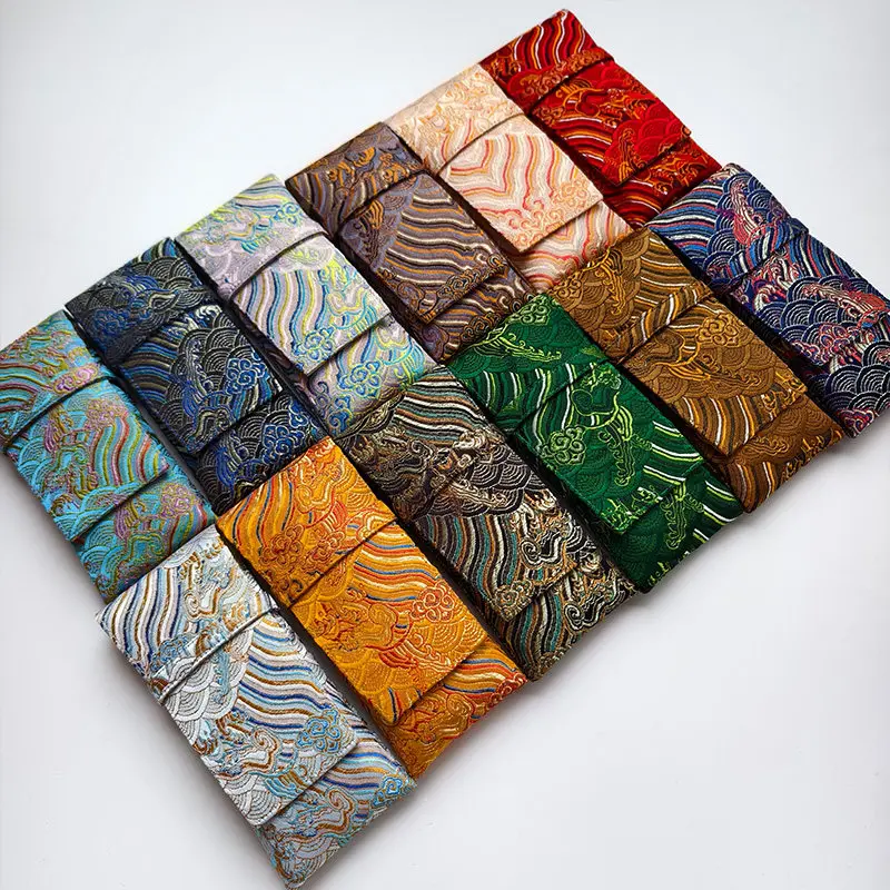 estuche-para-lapices-hecho-a-mano-con-3-compartimentos-solapa-de-brocado-bolsa-de-almacenamiento-portatil-1-estuche-para-lapices