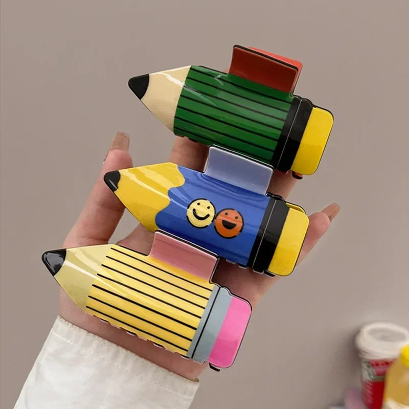 Рисунок 3 - Милые большие акриловые заколки