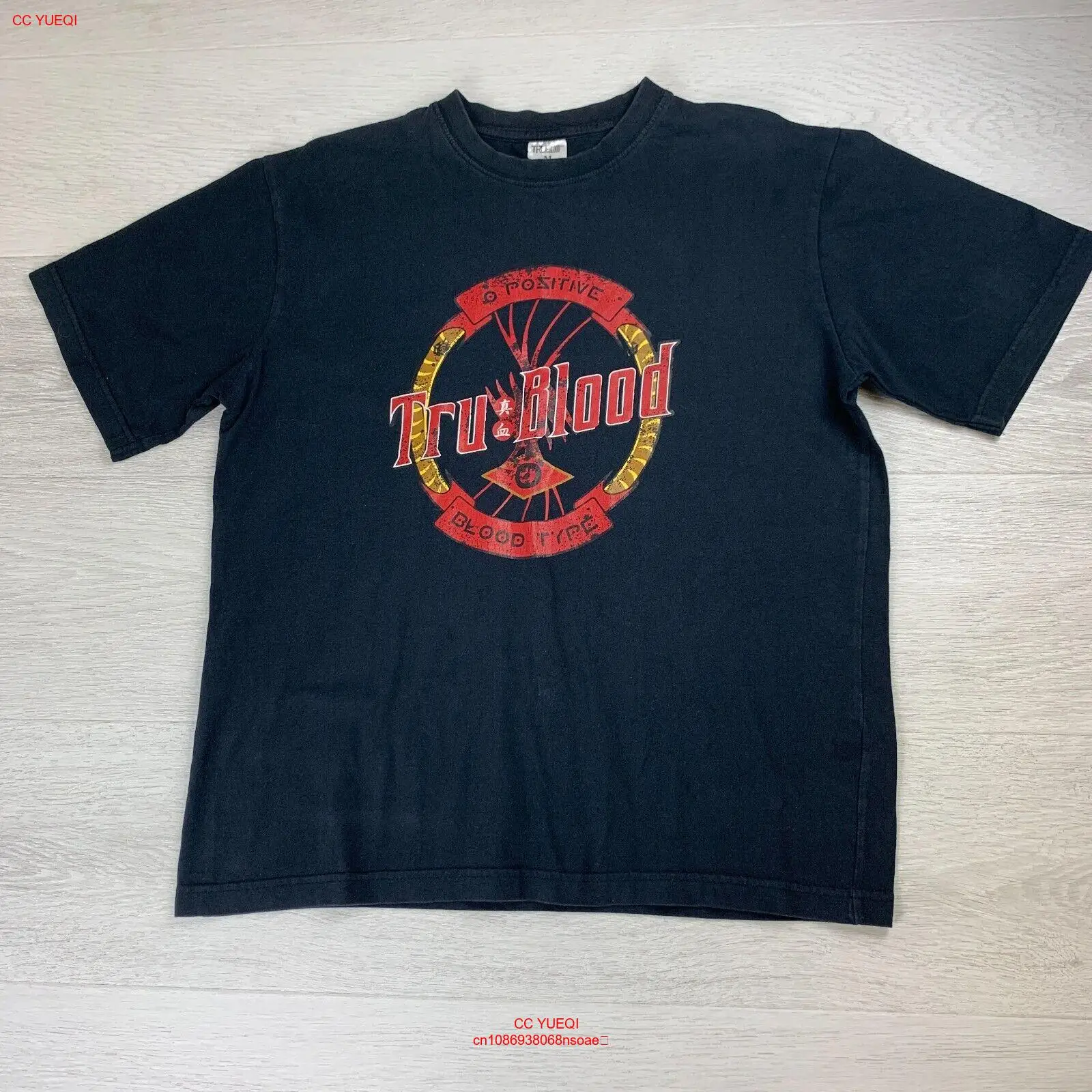 Футболка унисекс, размер М, реальная кровь 0