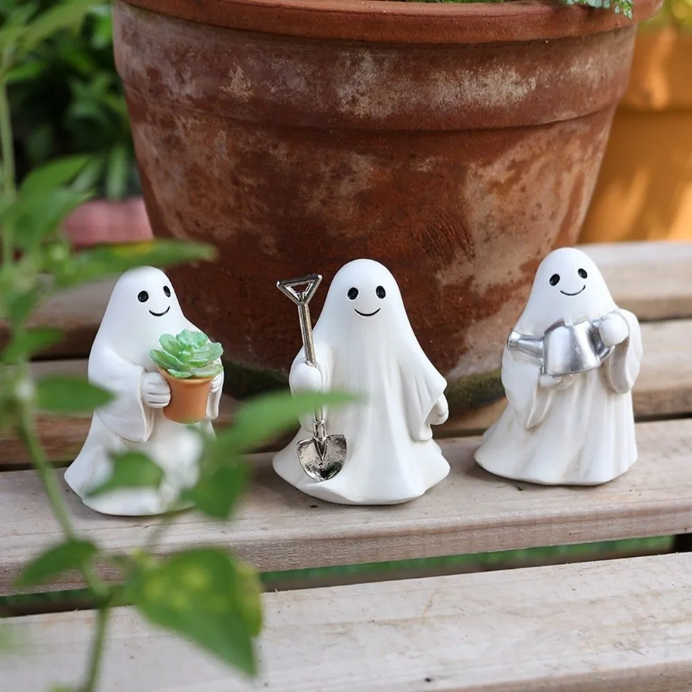 3pcs Cute Design Ghost Ornaments Resin Material Spooky Style Halloween Ghost Figurines Cartoon Shape Resin Gardening Statue