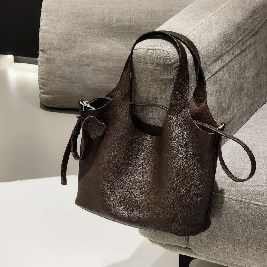 

2025 New Retro First-layer Cowhide Vegetable Basket Portable Tote Simple One-shoulder Crossbody Child and Mother Bag Women