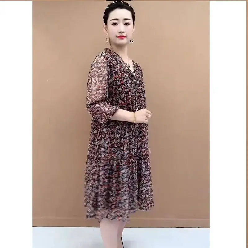 中年母 V ネックメッシュ花柄ドレス女性の気質ゆるいお腹と痩身ミッドスリーブ年齢軽減 A ラインスカート