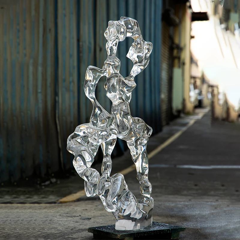 T*& Pop Art Sculpture clear Resin Statue Figurine Use for Shopping Mall Sculpture