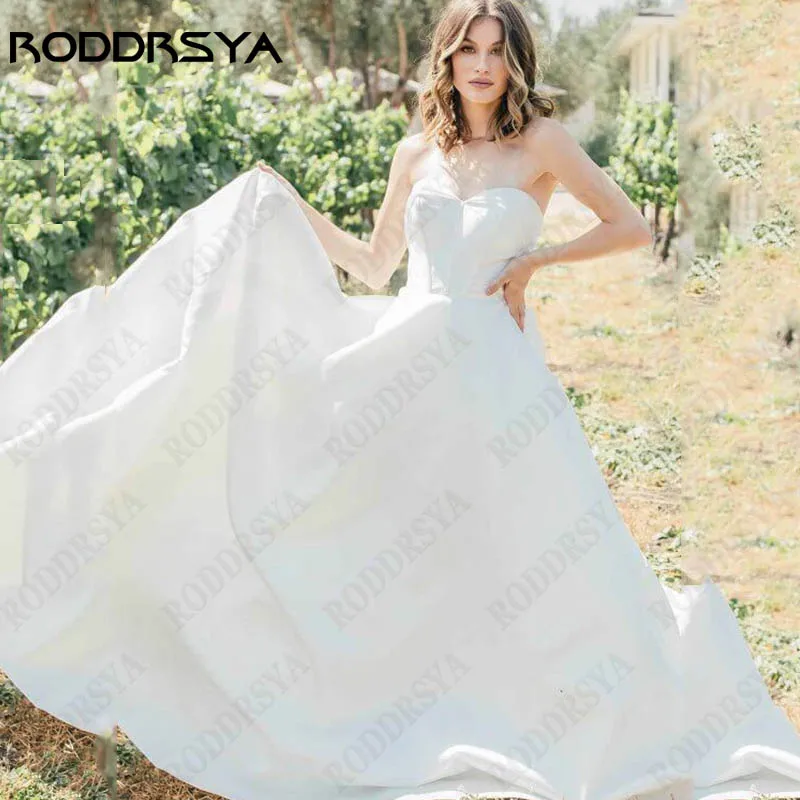 

RODDRSYA Simple Sweetheart A-Line Bridal Party Classic Sleeveless Satin Wedding Dress For Women Backless Appliques Vestido Novia