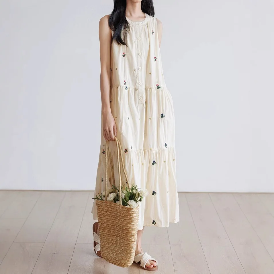 V-neck Sleeveless Embroidered Vest Dress Women's Loose 2026 New Princess-style Casual Temperament Commuter Dress