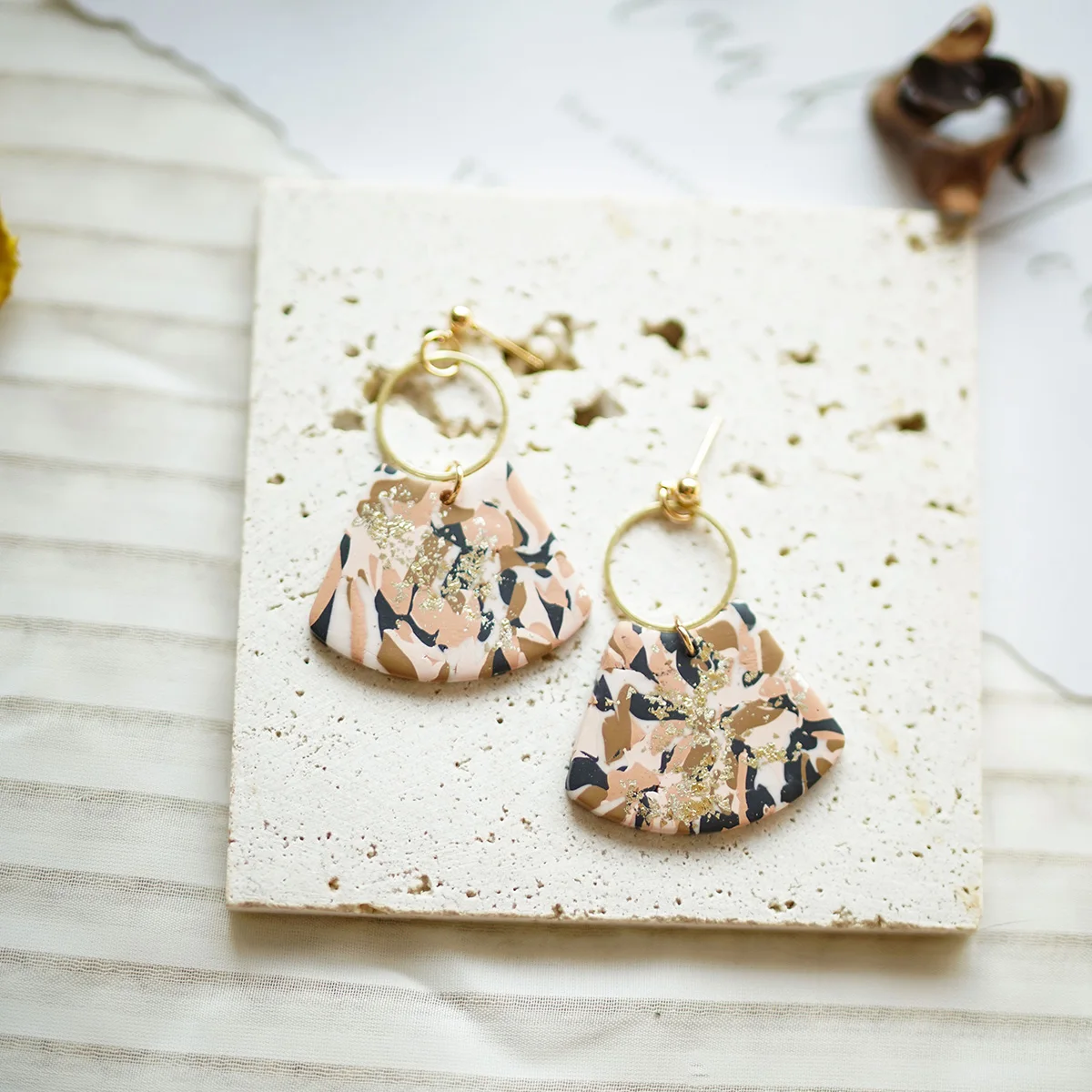 Pop Fashion Multi Colors Marble Pattern Shield Shape with Brass Ring Dangle Drop Polymer Clay Earrings Women's Accessories Daily