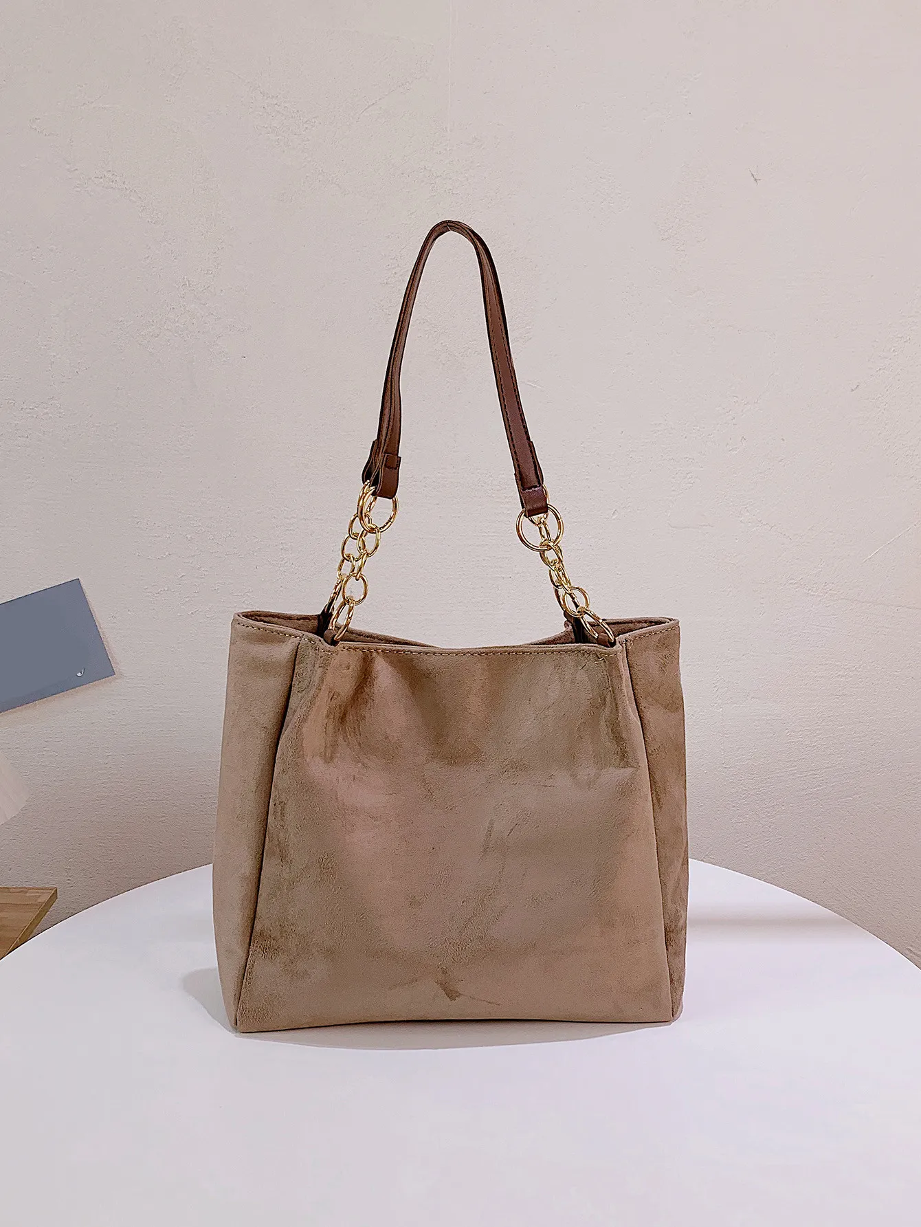 Large-Volume Suede Stylish Commuter Tote Bag For Ladies With One Shoulder Bag