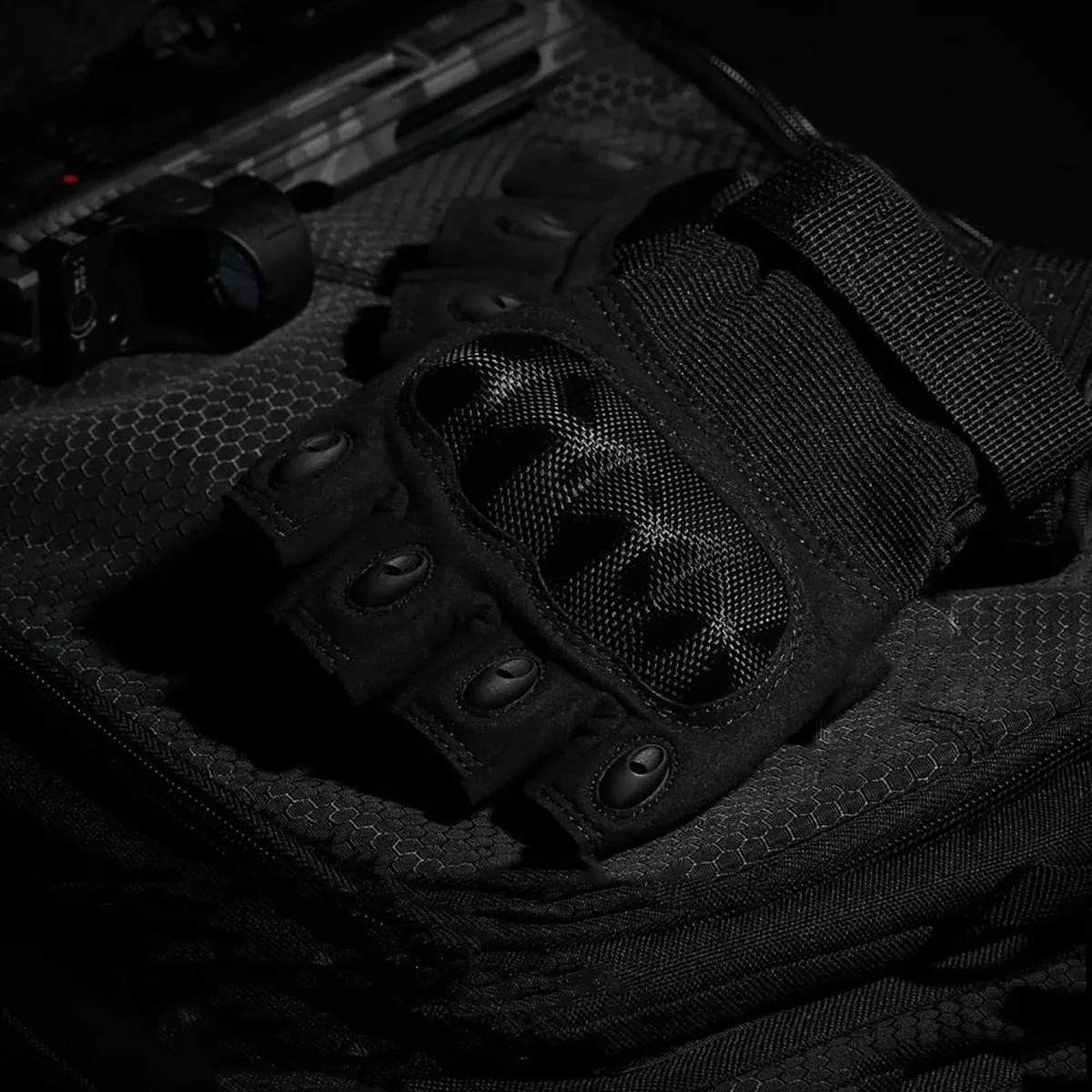 Thumbnail 4 - #28 Cheap Climbing Gloves Worth Buying
