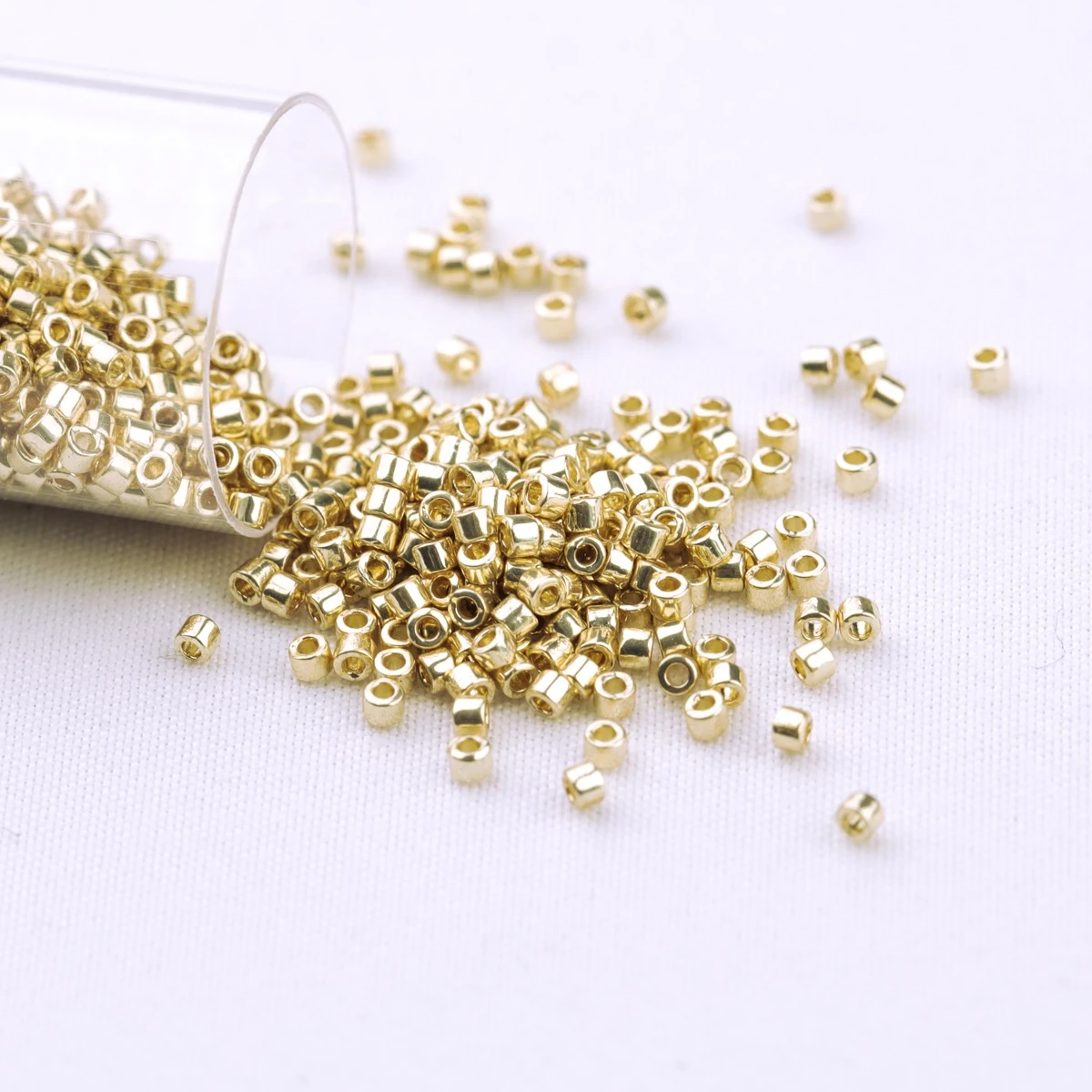 Miyuki Delica Beads Japanes Metalic Color Glass Beads for Bracelets Jewellery Making Materials