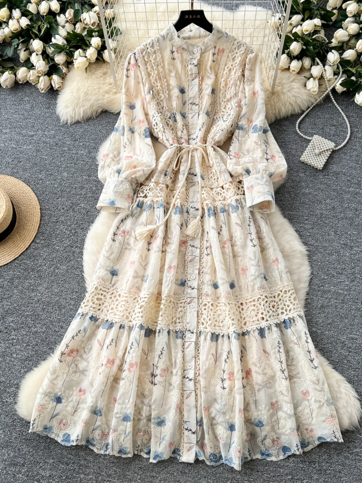 Französisch Stil Gedruckt Gestickte Fee Kleid High-end-Spitze Patchwork Taille Cinching Kleider Elegante Temperament Kleid Neue