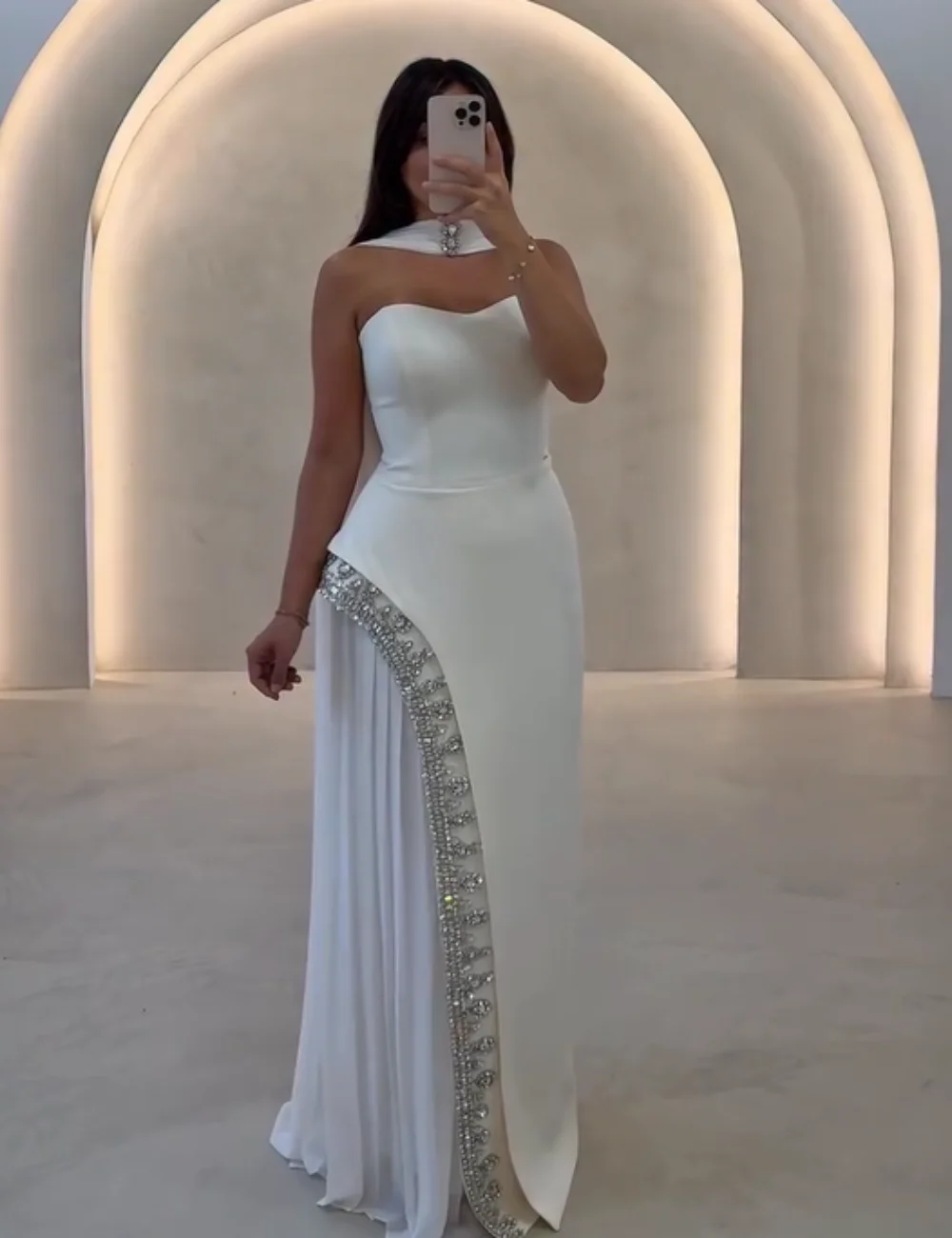 

Элегантные длинные платья трапециевидной формы без бретелек со складками из джерси по индивидуальному заказу, современный стиль