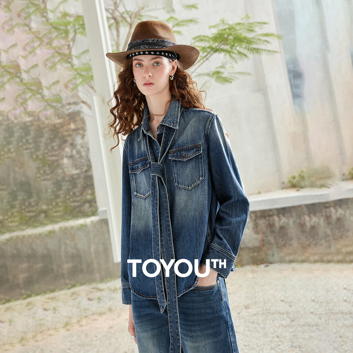 TOYOUTH Women's American Vintage Workwear Denim Shirt 2026 Fall New Arrival Tie Neck Collar Loose Fit Versatile Outer Top
