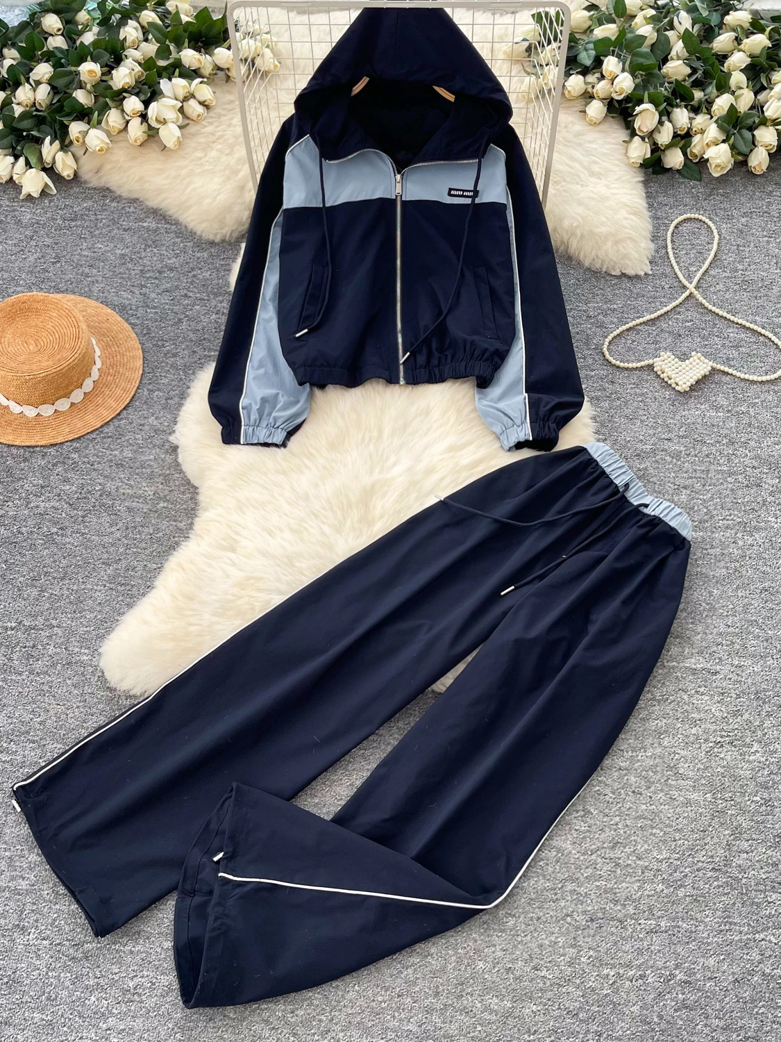 Casual Commuter Style Women's Two-Piece Set Hooded Open Cardigan Jacket Slim Fit Sporty Outerwear with Wide Leg Pants