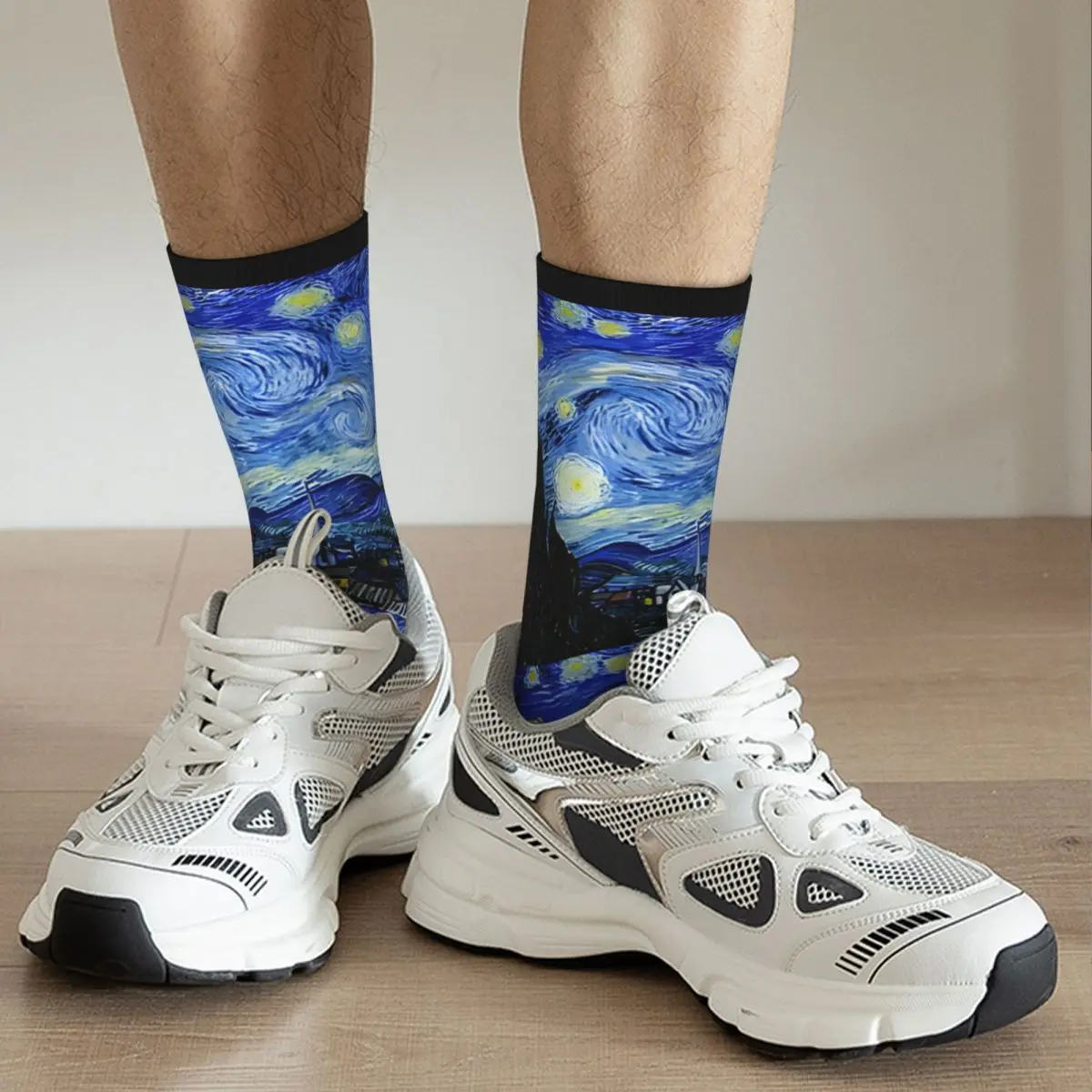 Crazy compression Starry Night Painting Sock for Men Harajuku Van Gogh Seamless Pattern Crew Sock Novelty