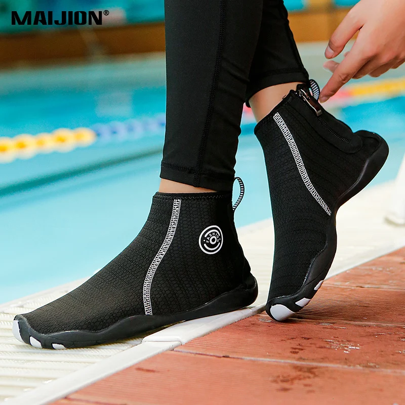 Quick Dry Beach Aqua Shoes Men Women Light Breathable Water Sports Shoes Unisex Non-slip Outdoor surfing boating Wading Sneaker