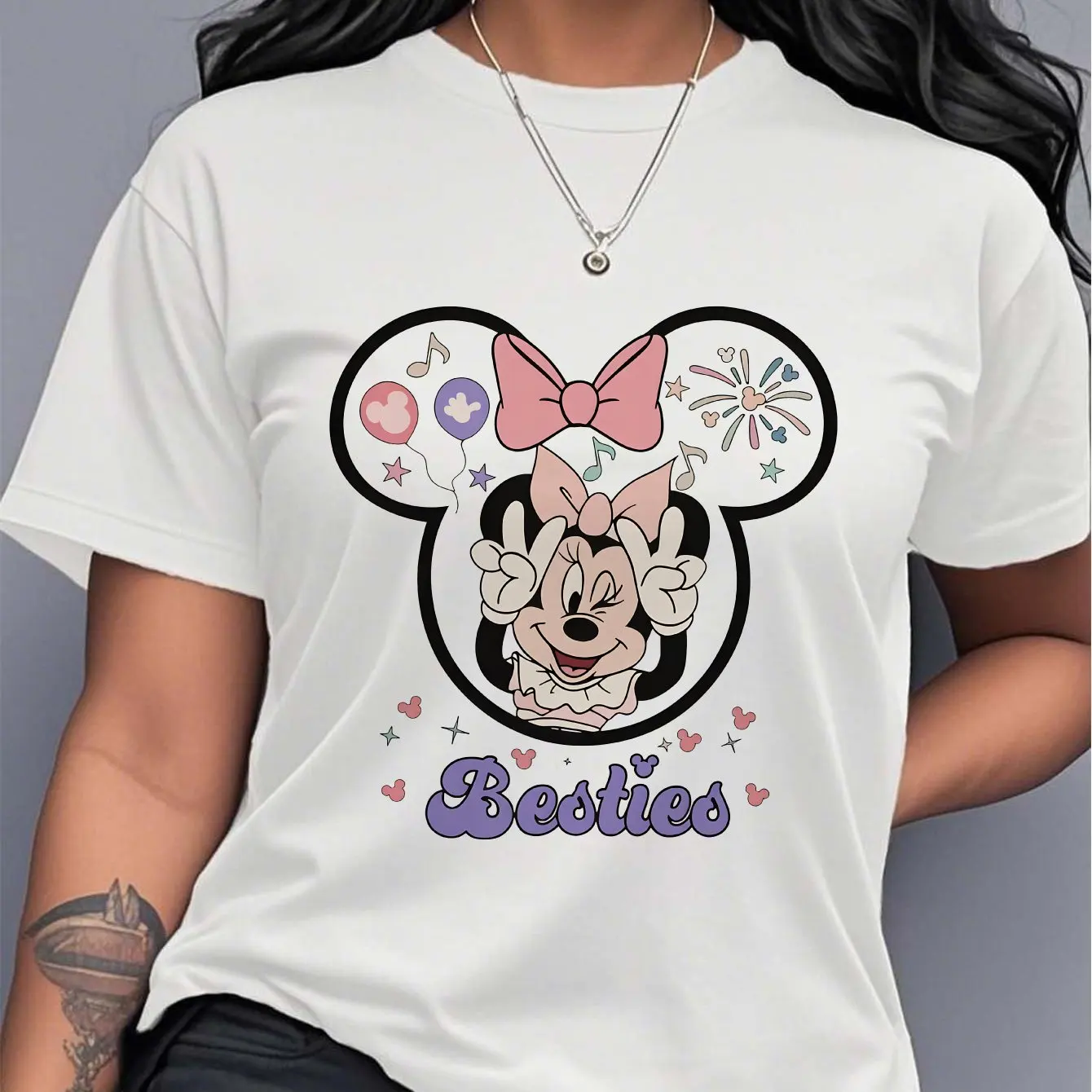 

Mini Loose Round Neck Cotton T-shirt Is Comfortable and Breathable, Suitable for Everyday Leisure and Versatile Essential Items.